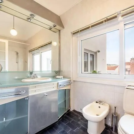 Апартаменты Myplacelisbon - Cassiano Large