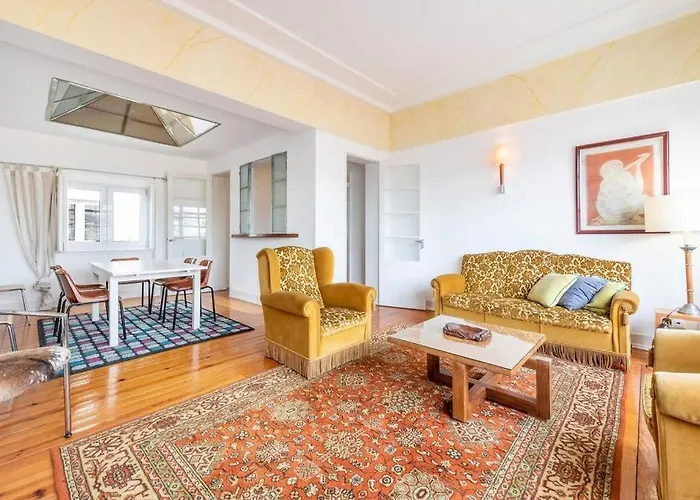 Διαμέρισμα Myplacelisbon - Cassiano Large